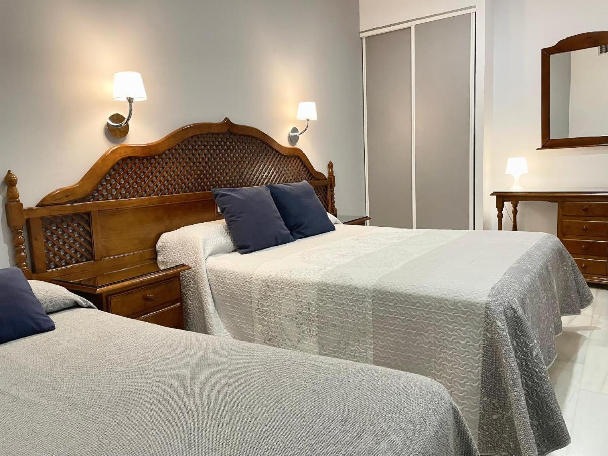 Hotel Los Omeyas Кордоба Екстериор снимка