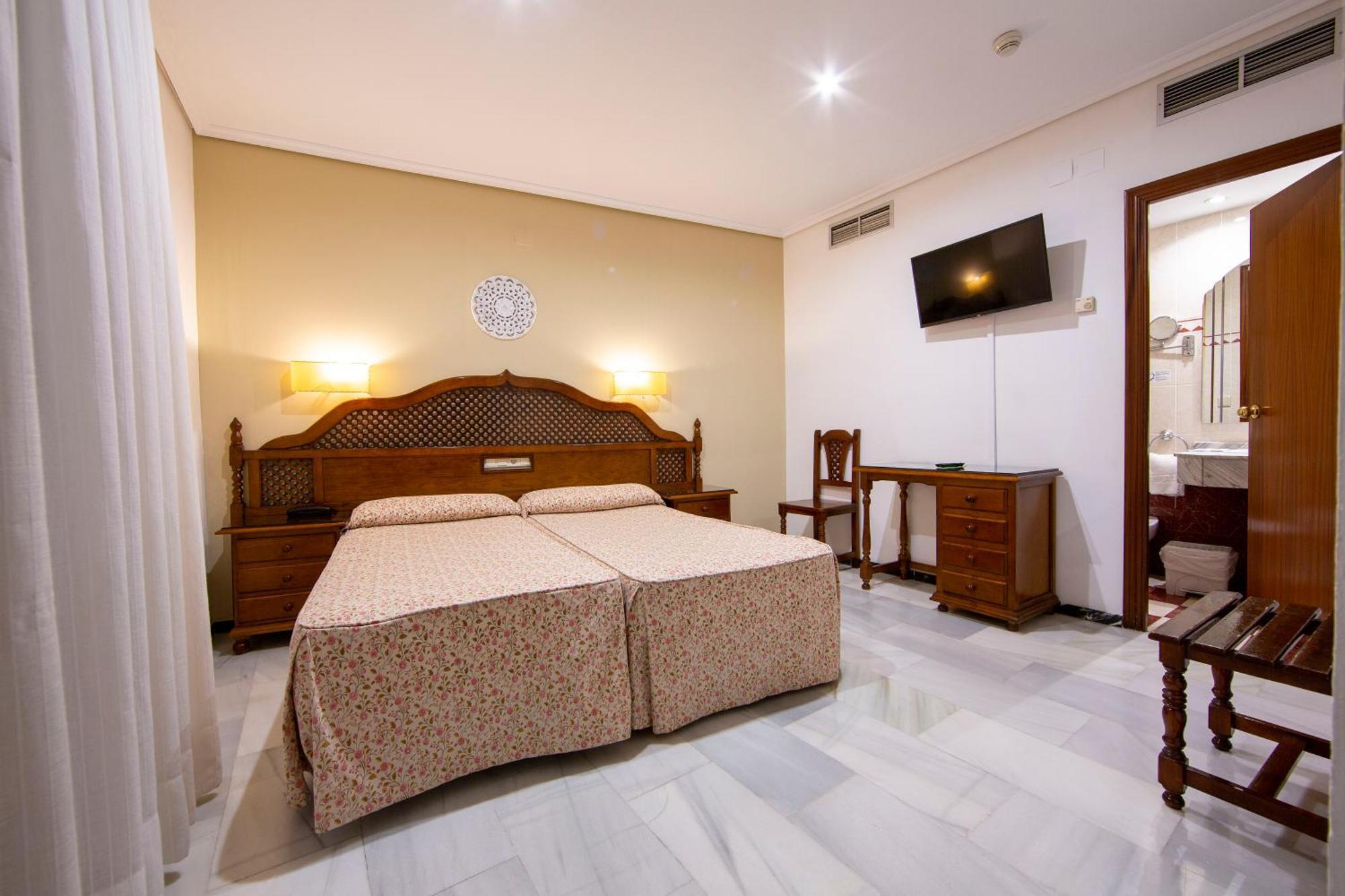 Hotel Los Omeyas Кордоба Екстериор снимка